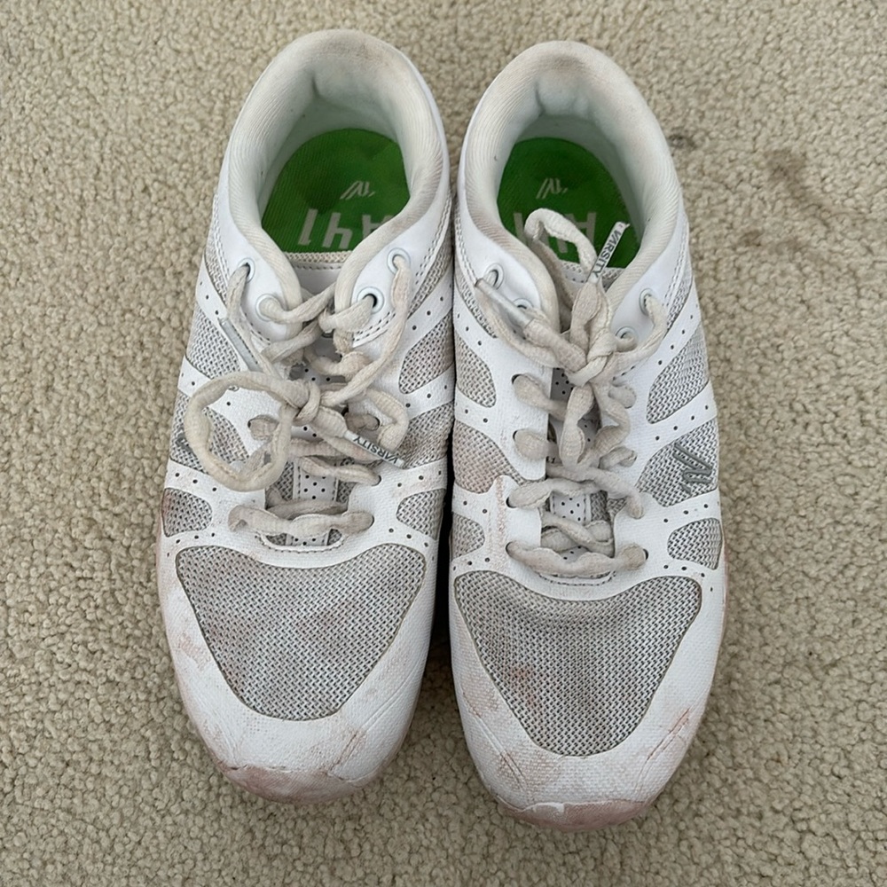 varsity cheer shoes